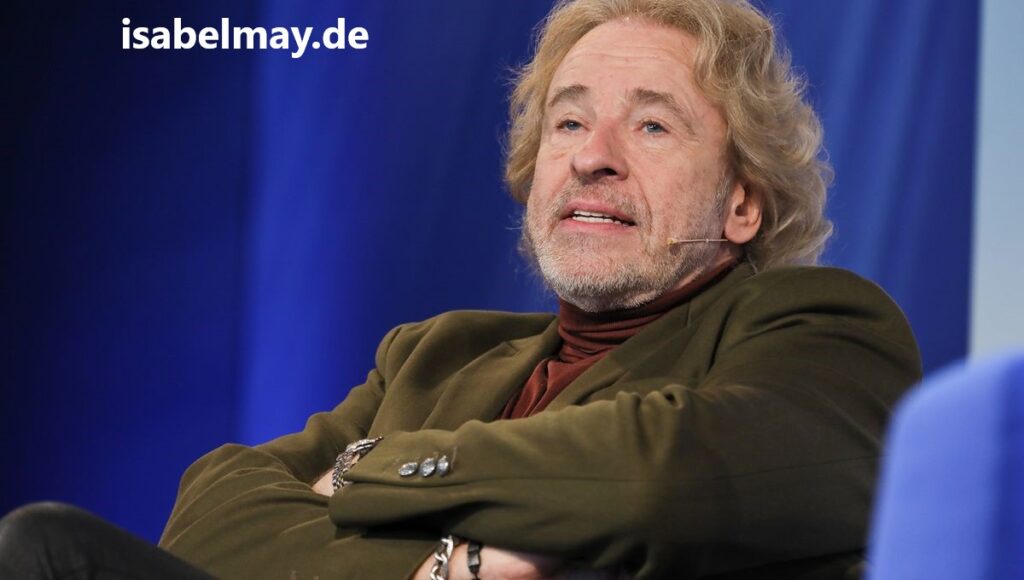 1. Hatte Thomas Gottschalk einen Schlaganfall? Bisher gibt es keine offiziellen Bestätigungen, dass Thomas Gottschalk einen Schlaganfall erlitten hat. Die Gerüchte darüber entstanden durch seine gelegentliche Abwesenheit in der Öffentlichkeit und Spekulationen in den Medien. 2. Warum gibt es Gerüchte über einen Schlaganfall von Thomas Gottschalk? Die Gerüchte entstanden hauptsächlich aufgrund seiner zurückhaltenden Äußerungen zu seinem Gesundheitszustand und seiner gelegentlichen Abwesenheit bei öffentlichen Veranstaltungen. Bisher gibt es jedoch keine Bestätigung für einen Schlaganfall. 3. Hat Thomas Gottschalk gesundheitliche Probleme? Thomas Gottschalk hat in Interviews angedeutet, dass er sich seines Alters bewusst ist und mit einigen gesundheitlichen Einschränkungen lebt. Konkrete Details über schwerwiegende Erkrankungen wie einen Schlaganfall hat er jedoch nicht genannt. 4. Gibt es offizielle Informationen über den Gesundheitszustand von Thomas Gottschalk? Es gibt keine offiziellen Informationen, die einen Schlaganfall bei Thomas Gottschalk bestätigen. Der Moderator hat selbst bisher keine Details zu einer solchen Erkrankung öffentlich gemacht. 5. Wie geht es Thomas Gottschalk heute? Thomas Gottschalk scheint nach wie vor aktiv zu sein und tritt gelegentlich in der Öffentlichkeit auf. Trotz seines fortgeschrittenen Alters bleibt er eine wichtige Figur in der deutschen Medienlandschaft.